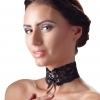Cottelli Collection – široký, čipkovaný popruh na krk zo šnúrovaním (čierny)